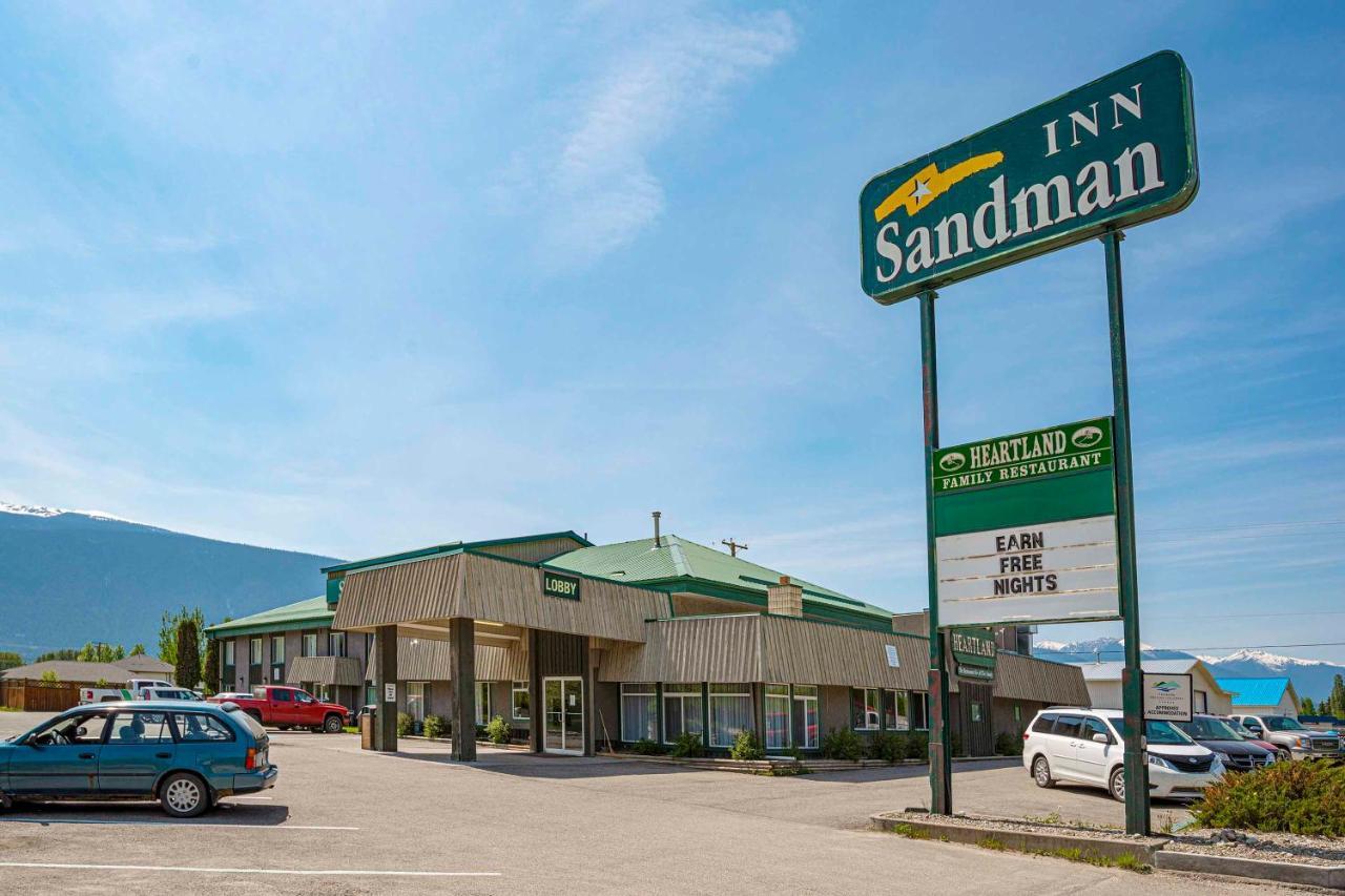 Sandman Inn Mcbride מראה חיצוני תמונה